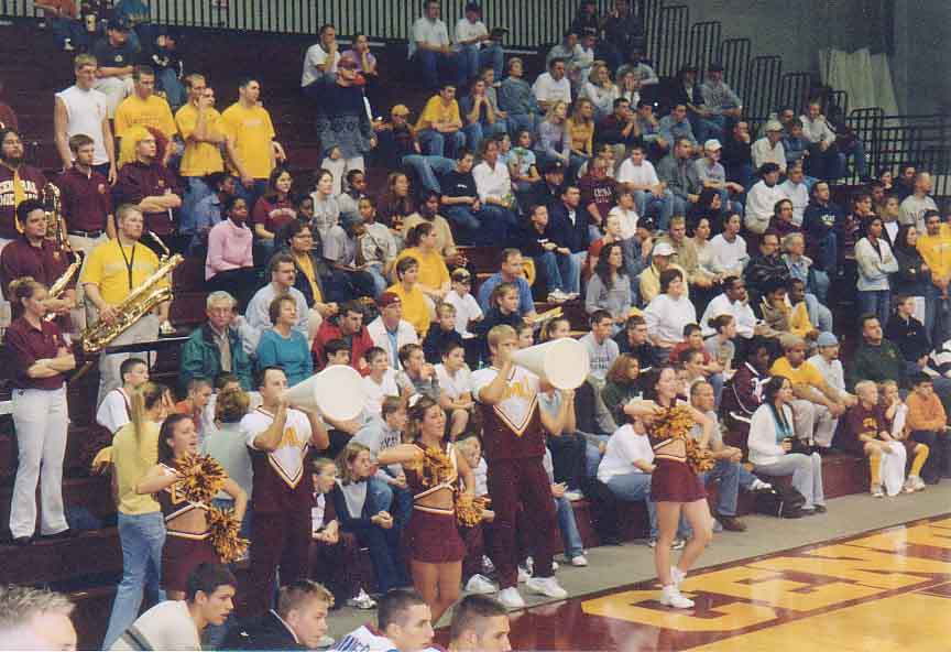 cheering.jpg